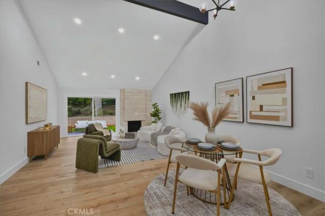 27 Dogwood South, Irvine, CA 92612