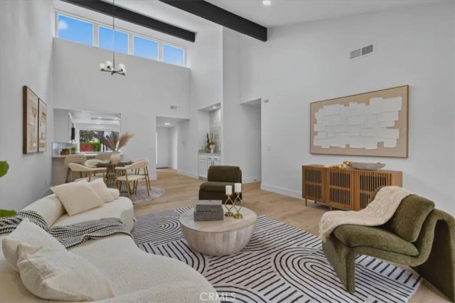27 Dogwood South, Irvine, CA 92612