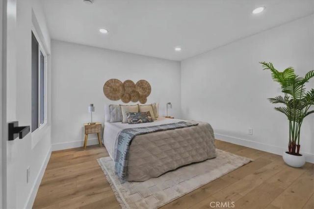 27 Dogwood South, Irvine, CA 92612