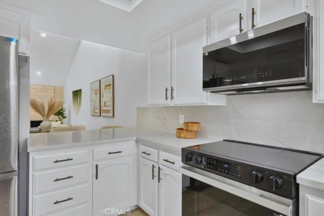 27 Dogwood South, Irvine, CA 92612