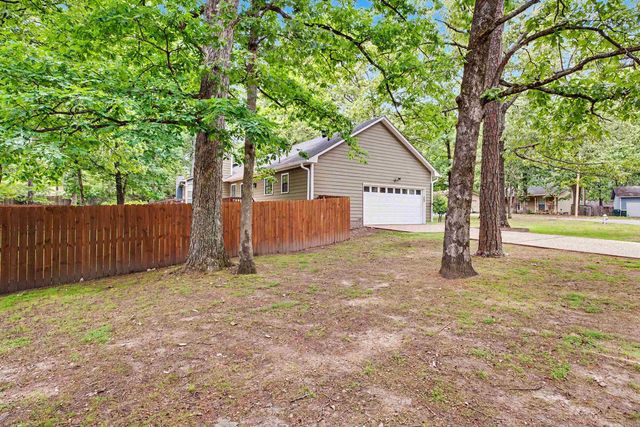 12601 Timber Bend Drive, Little Rock, AR 72211