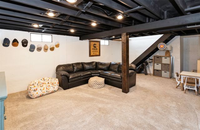 3429 E 38th Court, Des Moines, IA 50317