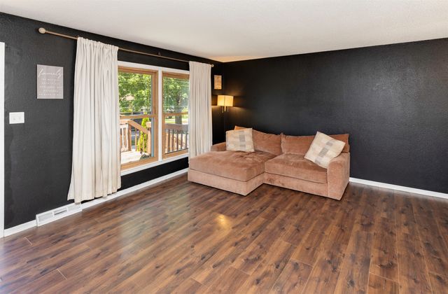 3429 E 38th Court, Des Moines, IA 50317