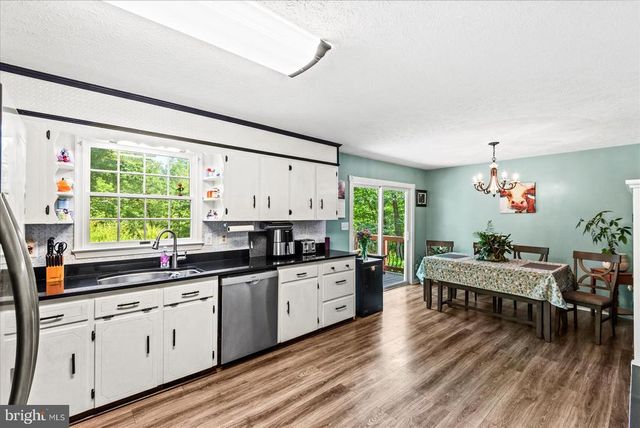 804 BUGGY, Rochelle, VA 22738