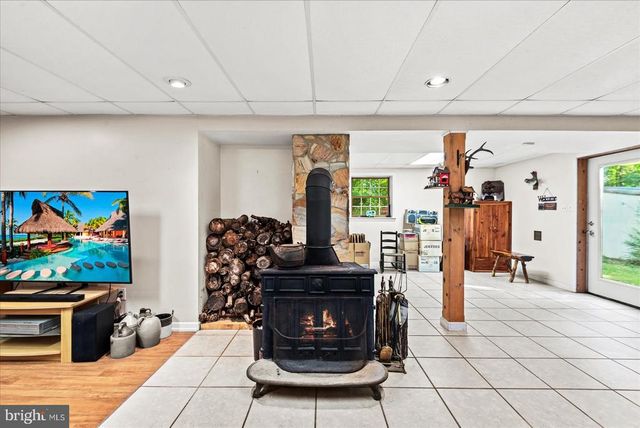 804 BUGGY, Rochelle, VA 22738