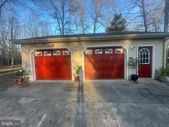 16365 BATH RD, Woodford, VA 22580