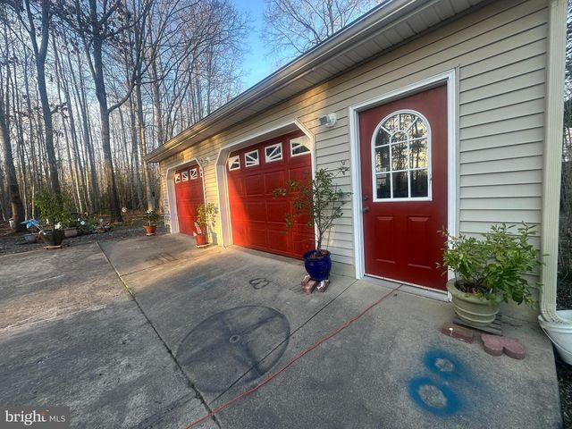 16365 BATH RD, Woodford, VA 22580