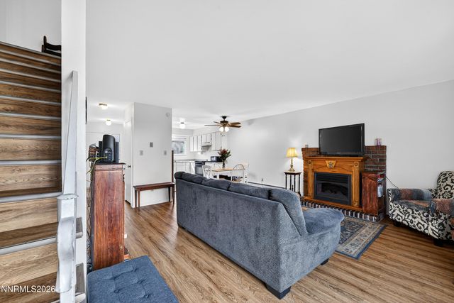 613 Smithridge Park, Reno, NV 89502