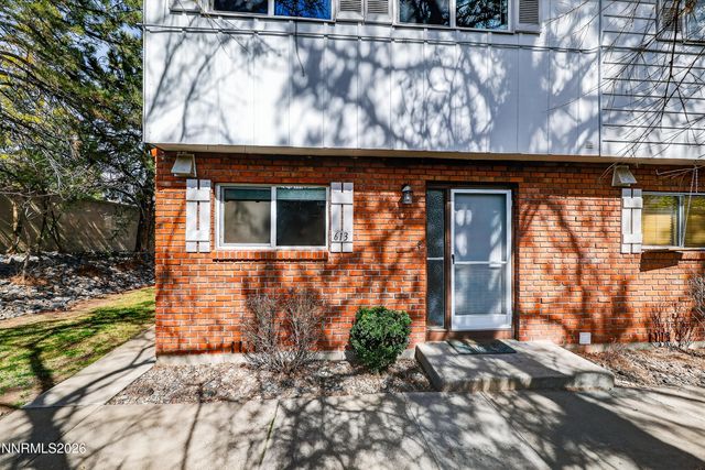 613 Smithridge Park, Reno, NV 89502