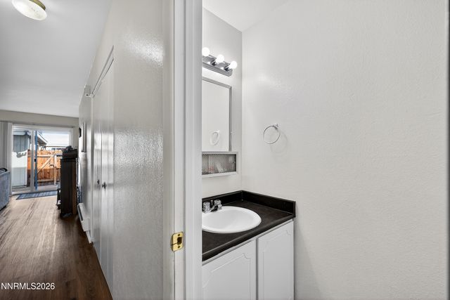 613 Smithridge Park, Reno, NV 89502