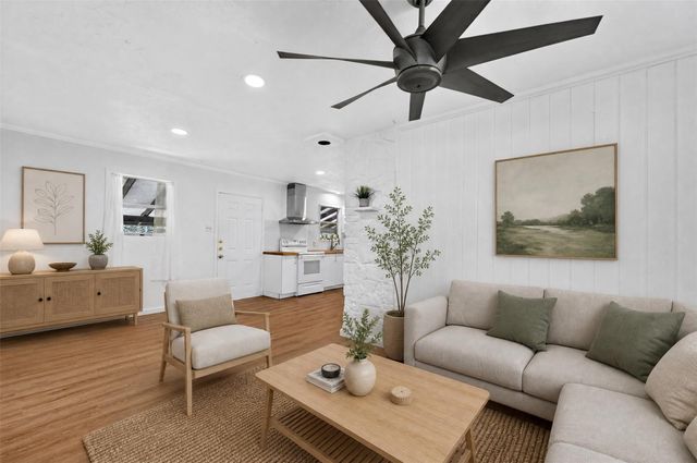 14908 Running Deer TRL, Austin, TX 78734