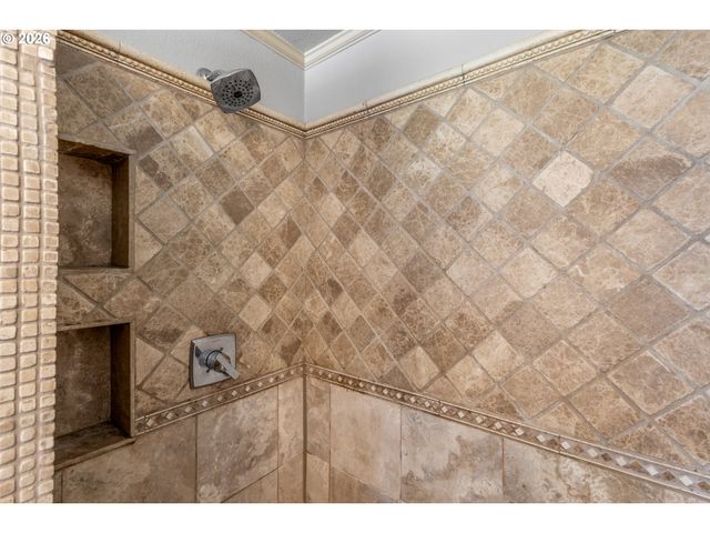 4855 Nw SALISHAN Dr, Portland, OR 97229