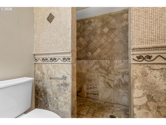 4855 Nw SALISHAN Dr, Portland, OR 97229