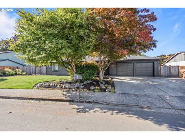 4855 Nw SALISHAN Dr, Portland, OR 97229