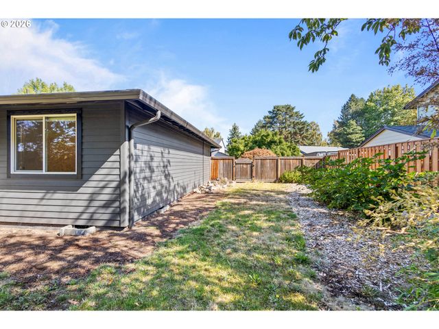 4855 Nw SALISHAN Dr, Portland, OR 97229