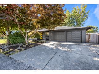 4855 Nw SALISHAN Dr, Portland, OR 97229