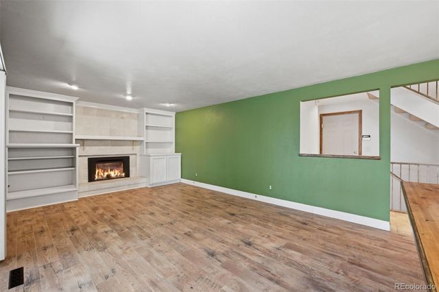 927 Oakwood Drive, Castle Rock, CO 80104