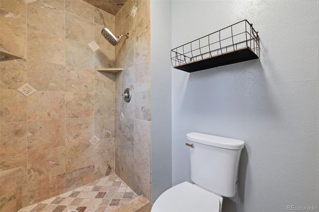927 Oakwood Drive, Castle Rock, CO 80104