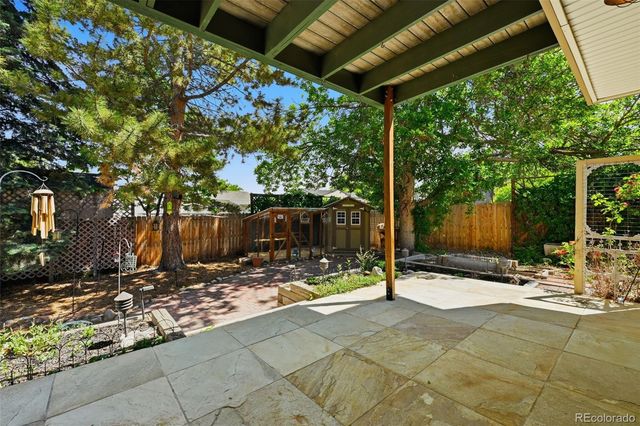 927 Oakwood Drive, Castle Rock, CO 80104