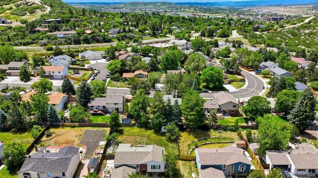 927 Oakwood Drive, Castle Rock, CO 80104