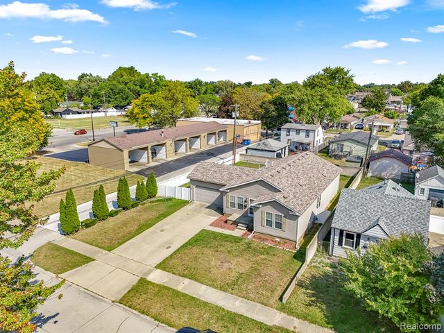 5835 Weddel Street, Taylor, MI 48180