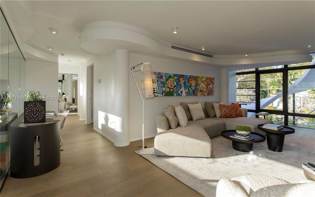 5261 NE 5th Ave, Miami, FL 33137