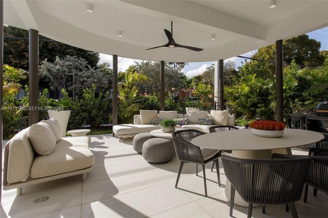 5261 NE 5th Ave, Miami, FL 33137