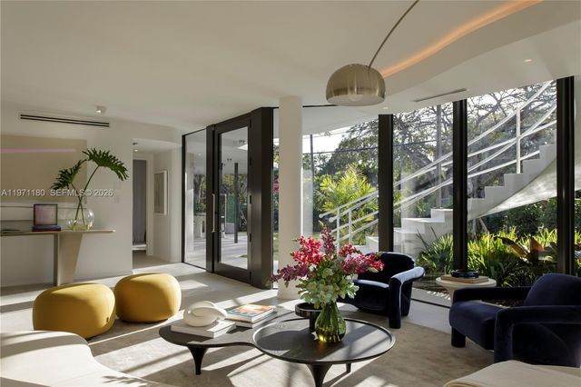 5261 NE 5th Ave, Miami, FL 33137