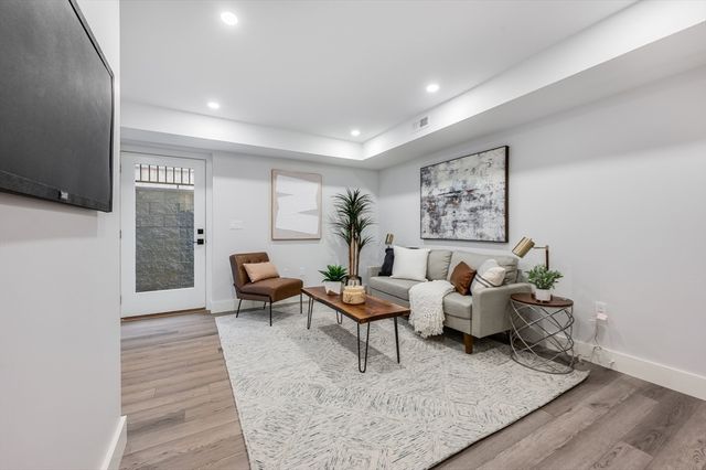 317 Pearl 1, Cambridge, MA 02139