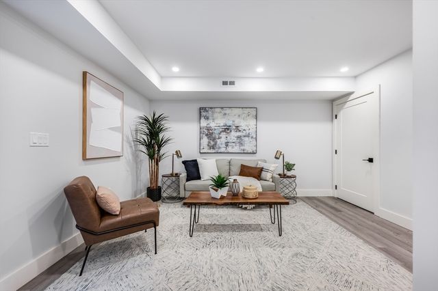 317 Pearl 1, Cambridge, MA 02139