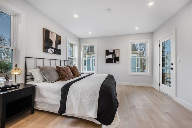 317 Pearl 1, Cambridge, MA 02139