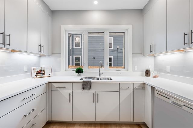 317 Pearl 1, Cambridge, MA 02139