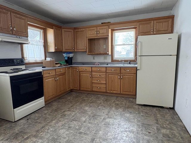 1060 Oak Street, Plain, WI 53577