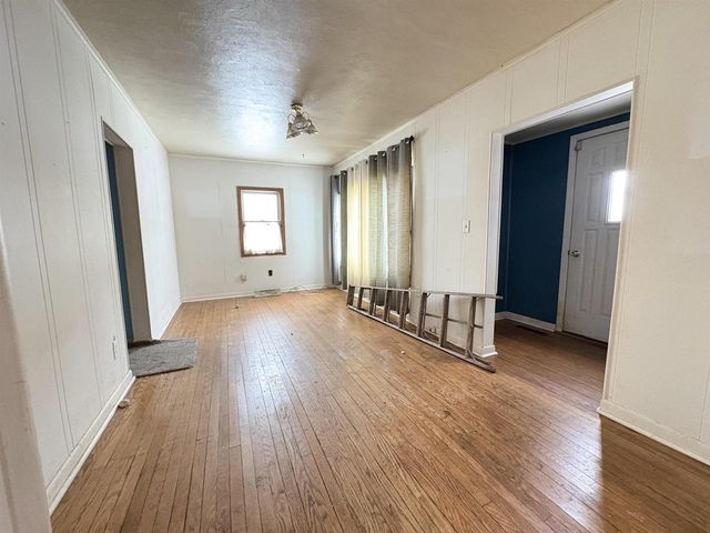 1060 Oak Street, Plain, WI 53577