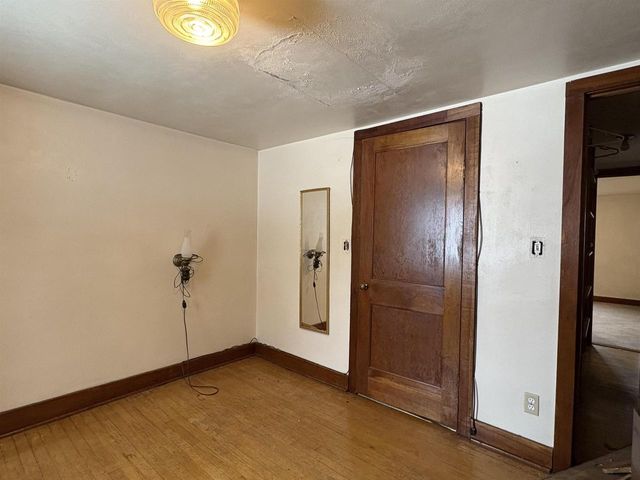 1060 Oak Street, Plain, WI 53577