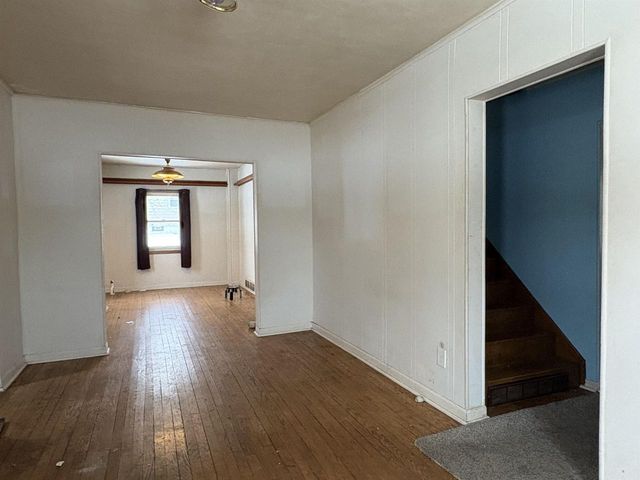 1060 Oak Street, Plain, WI 53577