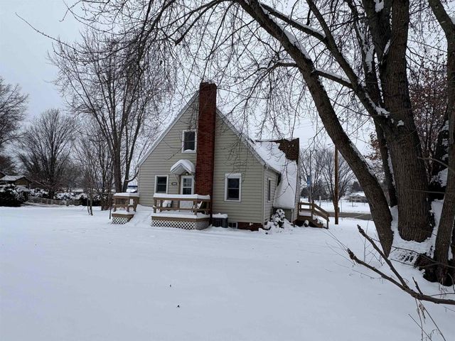 1060 Oak Street, Plain, WI 53577