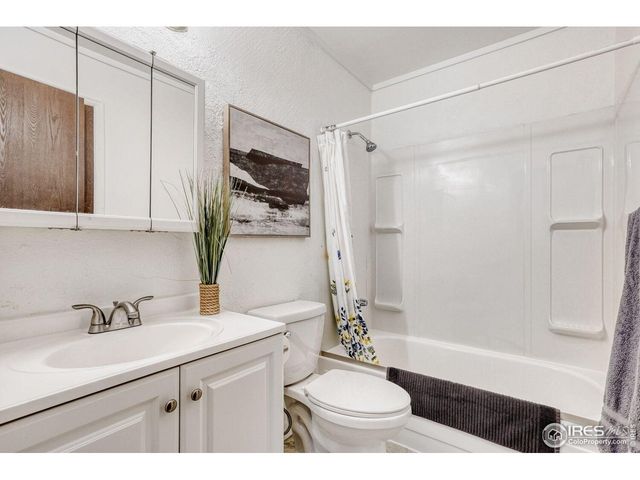 2412 N Franklin Ave, Louisville, CO 80027