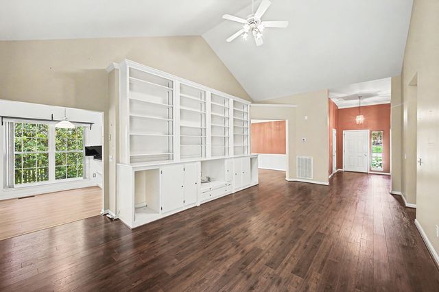 5113 Millbrook Dr, Nashville, TN 37221