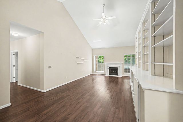 5113 Millbrook Dr, Nashville, TN 37221