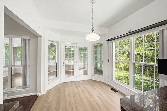 5113 Millbrook Dr, Nashville, TN 37221