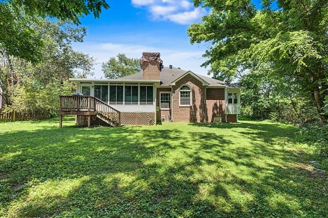 5113 Millbrook Dr, Nashville, TN 37221