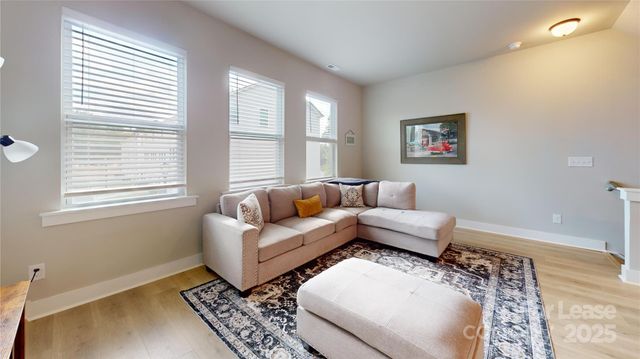 5020 Central Avenue, Charlotte, NC 28205