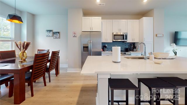 5020 Central Avenue, Charlotte, NC 28205