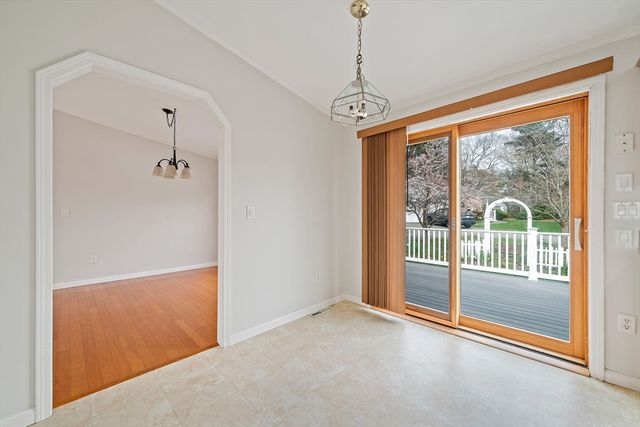 6802 Oak Point Drive, Middleboro, MA 02346