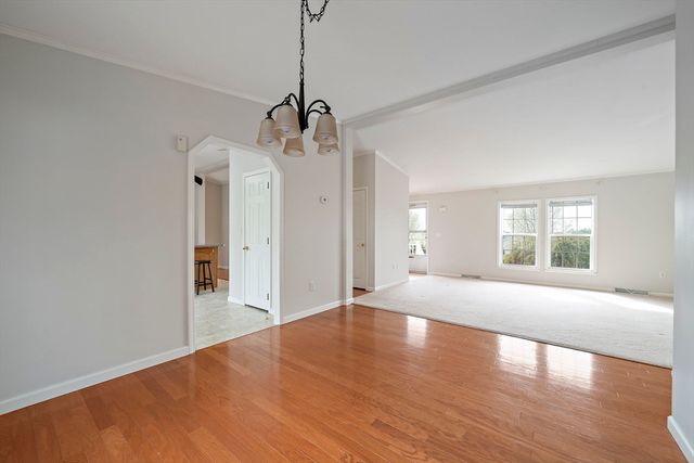 6802 Oak Point Drive, Middleboro, MA 02346