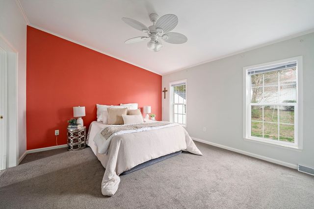 6802 Oak Point Drive, Middleboro, MA 02346