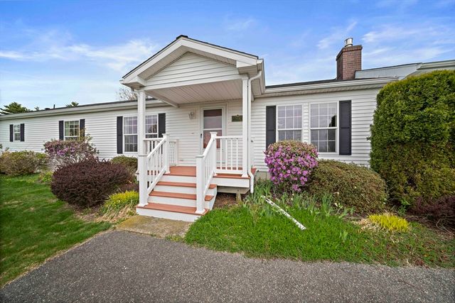 6802 Oak Point Drive, Middleboro, MA 02346