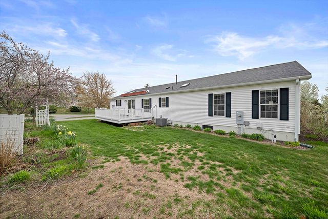 6802 Oak Point Drive, Middleboro, MA 02346