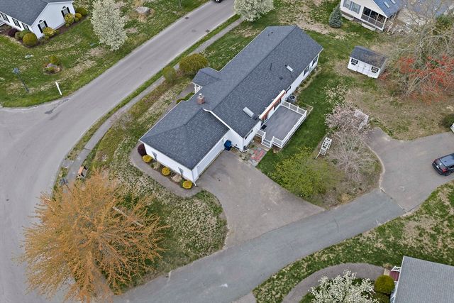 6802 Oak Point Drive, Middleboro, MA 02346